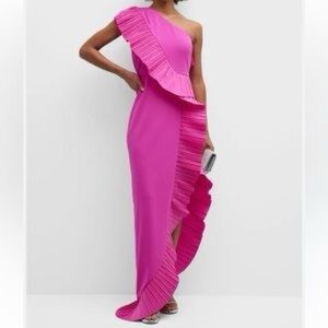 Chic Asymmetrical Crepe Gown: Size 8 one-Shoulder Pink Maxi Dress